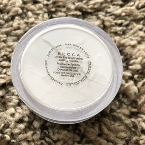 BECCA Under Eye Brightening Setting Powder